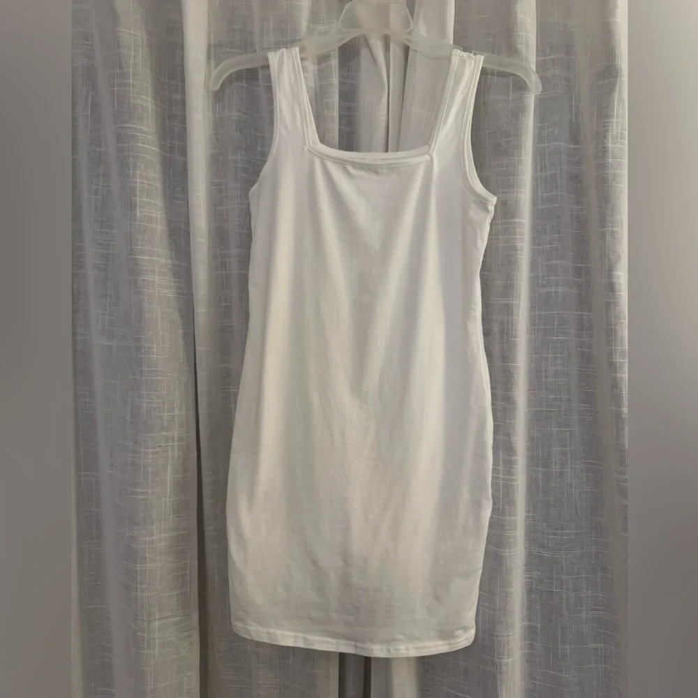 Lot of 3 Girls Dresses Old Navy (6/7) Cat and Jack (7/8), SHEIN (12)
